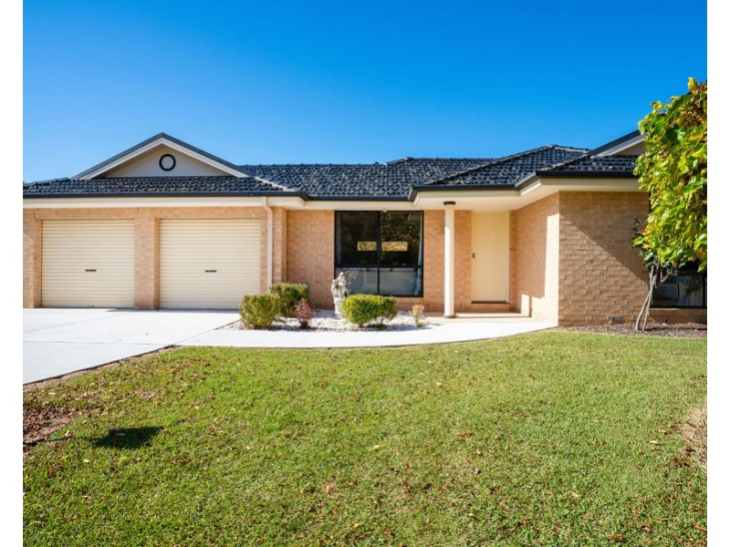 50 Mountford Crescent, East Albury NSW 2640
