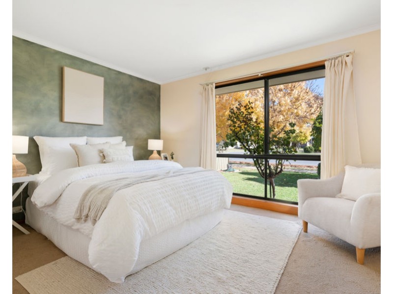 50 Mountford Crescent, East Albury NSW 2640