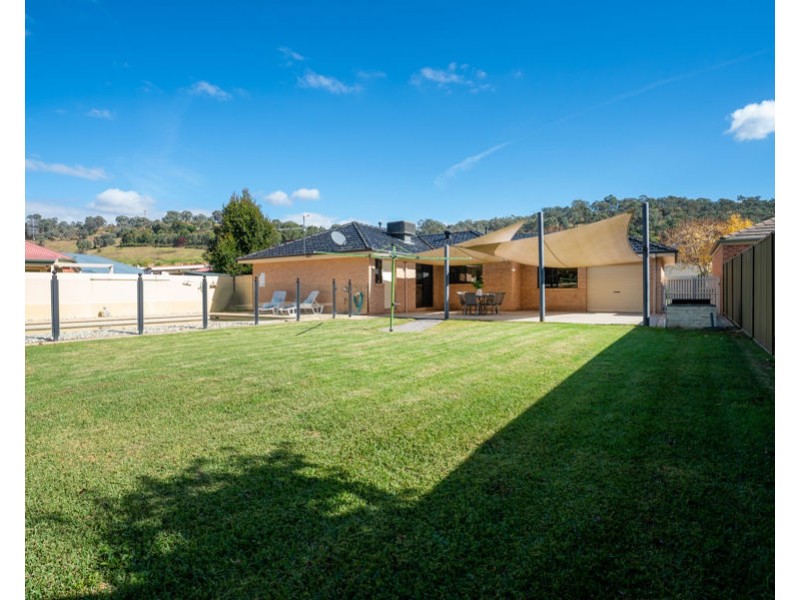 50 Mountford Crescent, East Albury NSW 2640