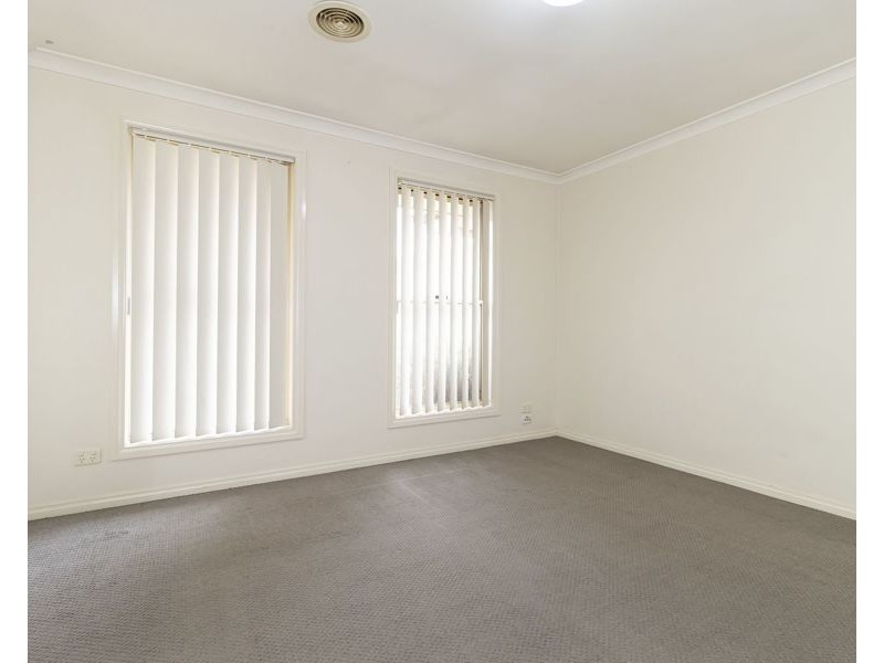 23 Dalbirra Place, Lavington NSW 2641