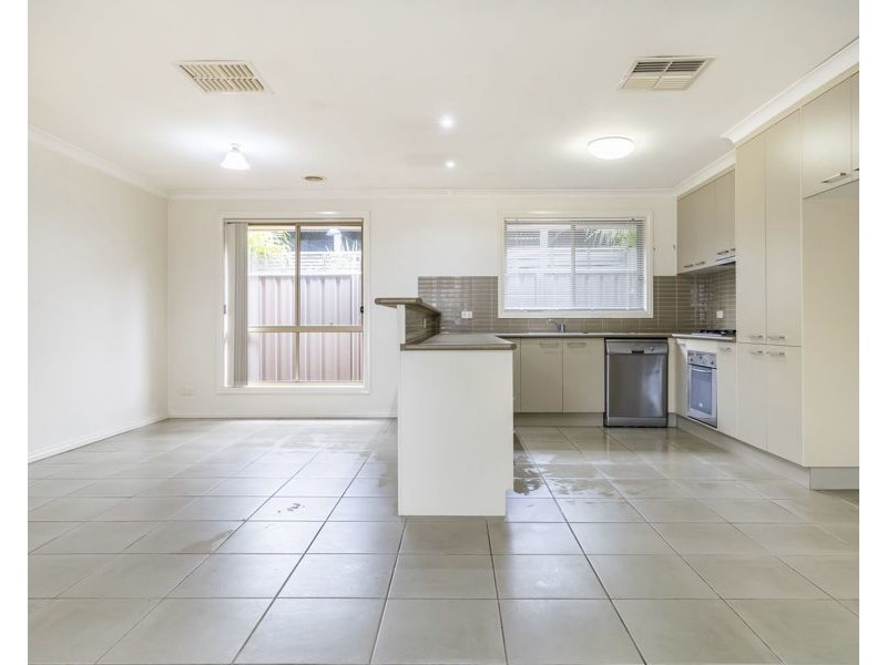 23 Dalbirra Place, Lavington NSW 2641