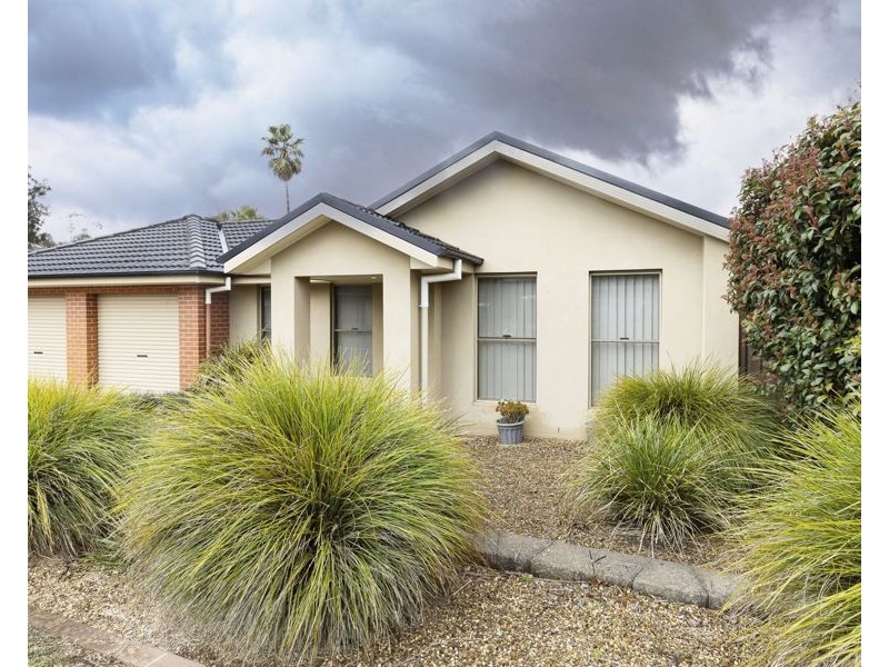 23 Dalbirra Place, Lavington NSW 2641