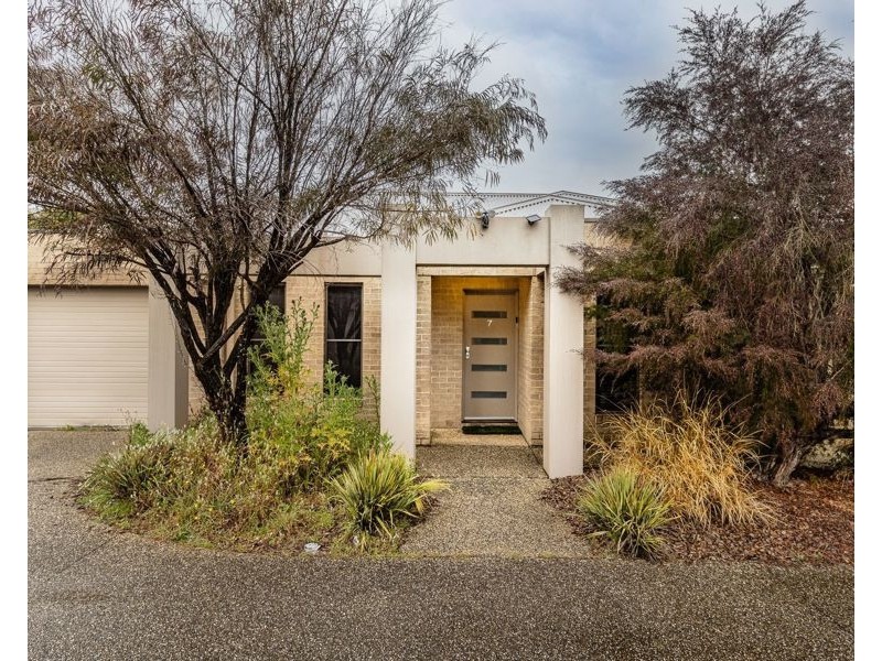 7/378 Cambourne Street, Lavington NSW 2641