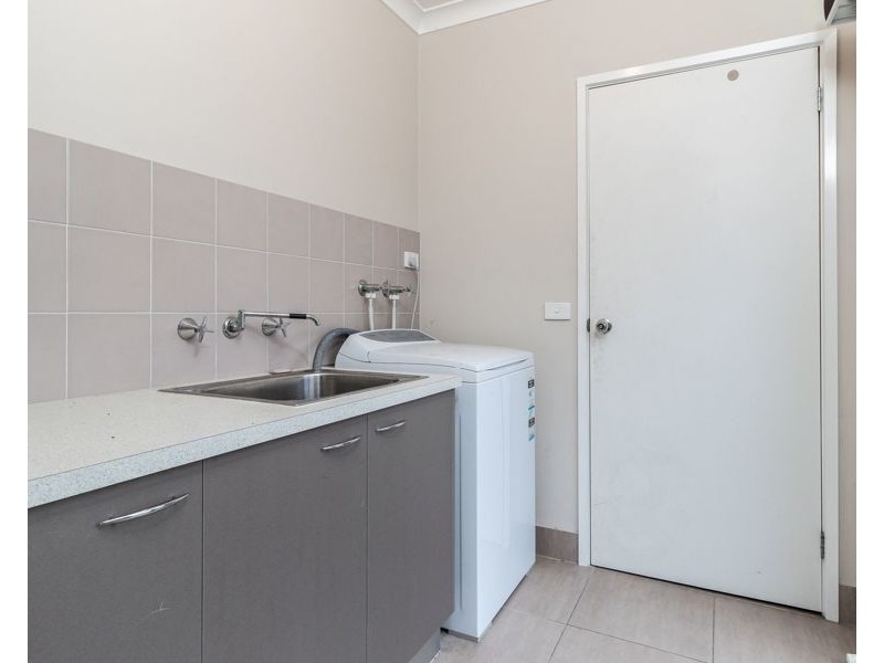 7/378 Cambourne Street, Lavington NSW 2641