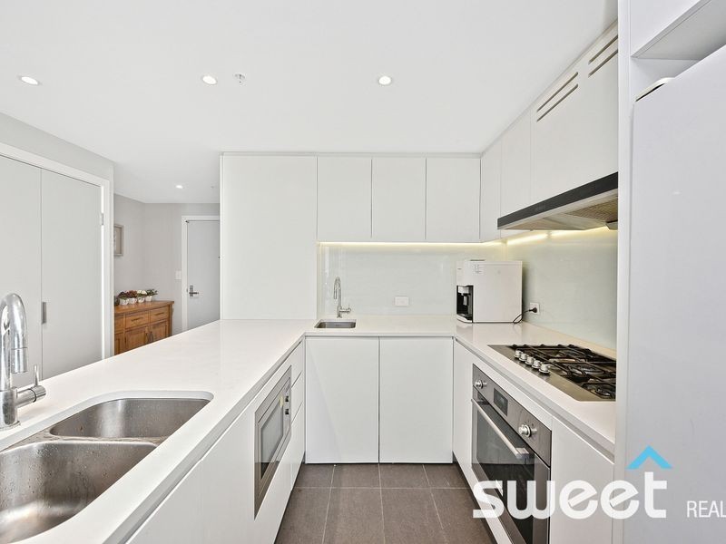 1812/18 Footbridge Boulevard, Wentworth Point NSW 2127