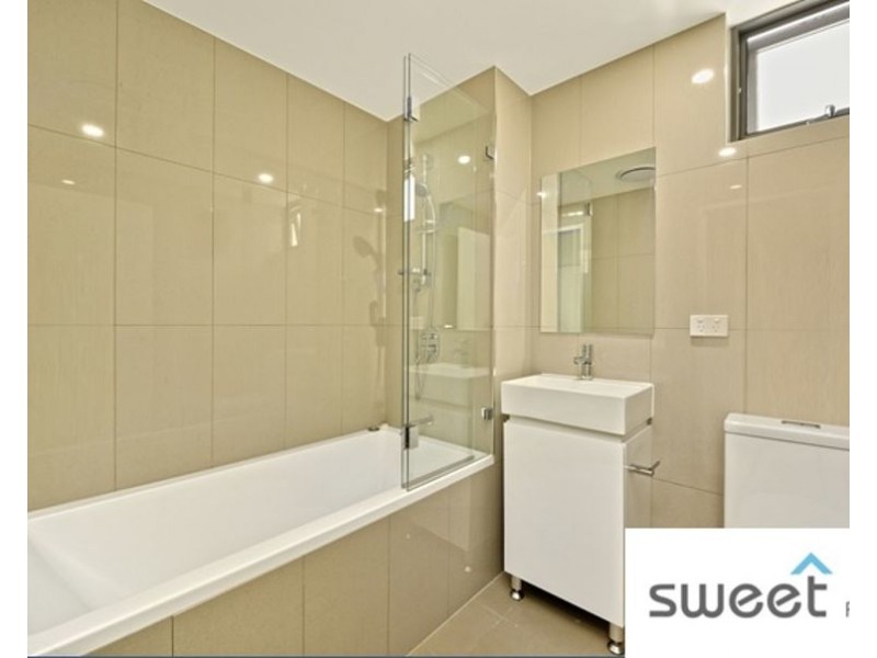 B101/17 Hanna Street, Potts Hill NSW 2143