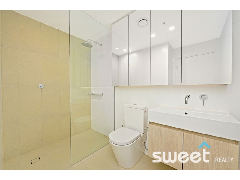 2001/6A Atkinson Street, Liverpool NSW 2170