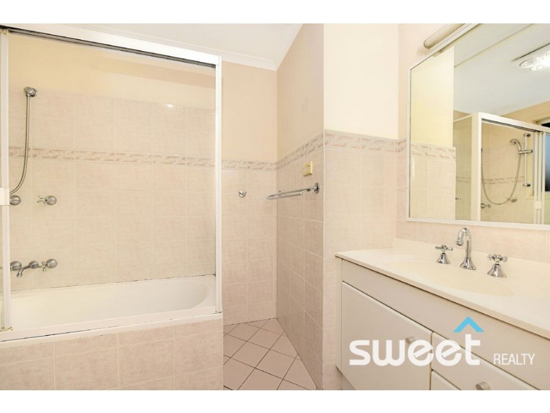 15A Balmoral Road, Northmead NSW 2152