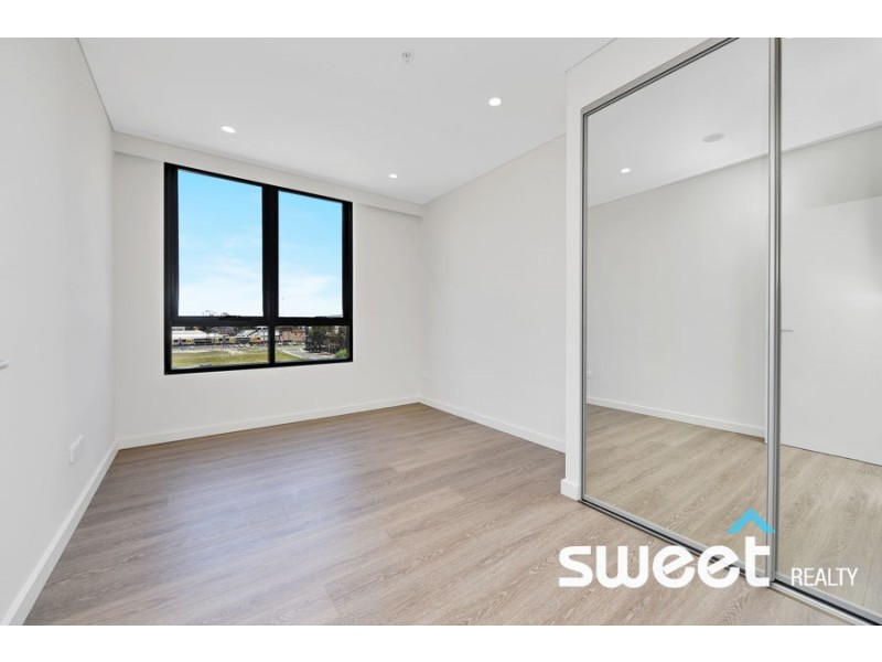 419/26 Lord Sheffield Circuit, Penrith NSW 2750