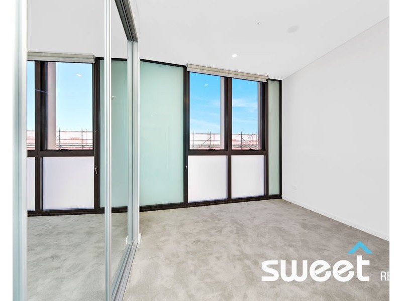 902/2E Wharf Road, Melrose Park NSW 2114