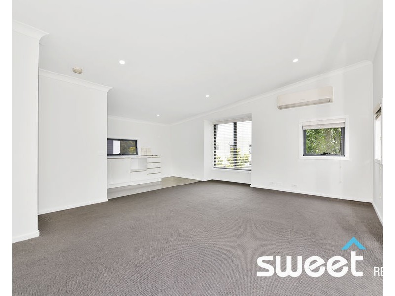 16A Greenbank Drive, Blacktown NSW 2148