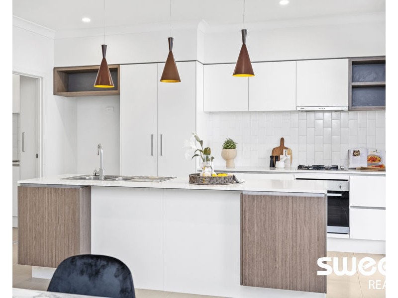 98 Fairwater Boulevard, Blacktown NSW 2148