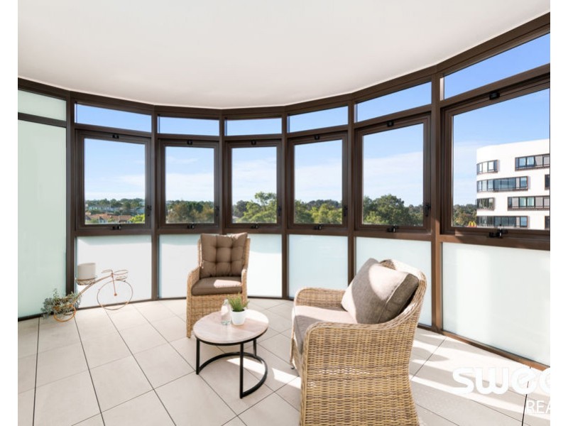 514/2E Wharf Road, Melrose Park NSW 2114