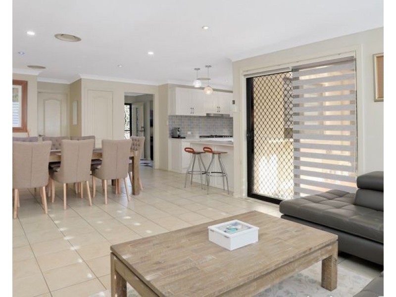 20 Teawa Crescent, Glenwood NSW 2768