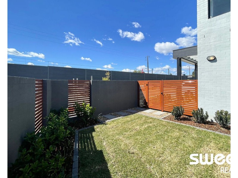 60 St Andrews Crescent, Blacktown NSW 2148