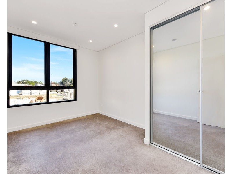 118/26A Lord Sheffield Circuit, Penrith NSW 2750