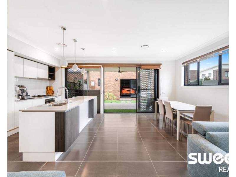 118 & 118A Fairwater Boulevard, Blacktown NSW 2148