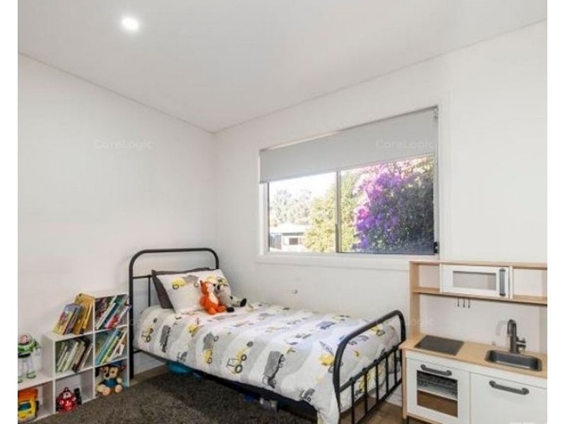 96 College Street, Cambridge Park NSW 2747