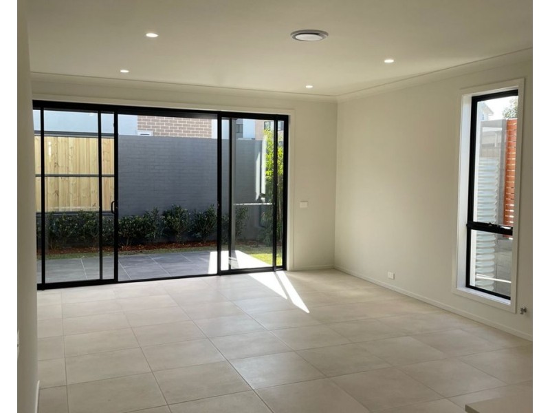 44 Birdie Circuit, Blacktown NSW 2148