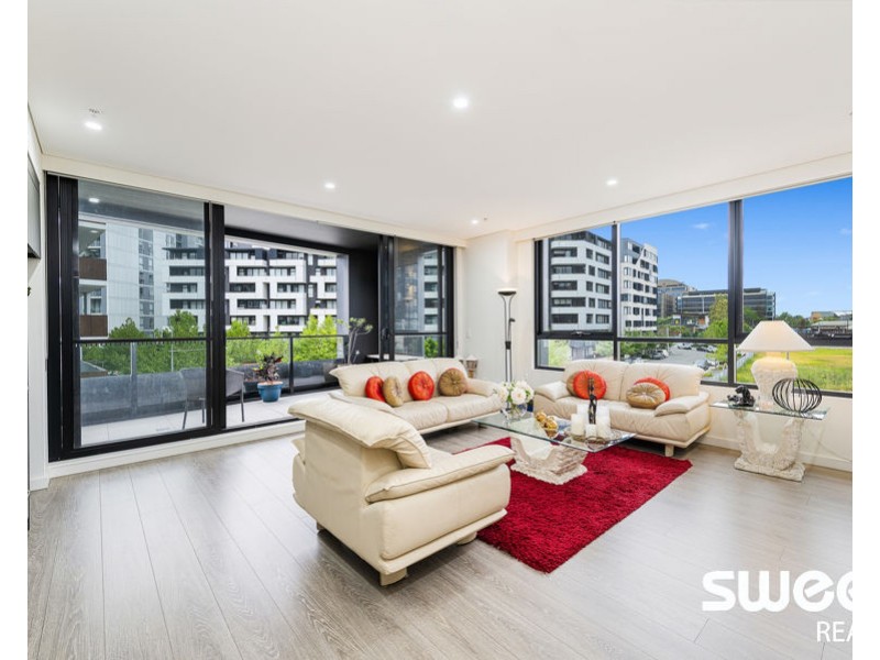 219/26A Lord Sheffield Circuit, Penrith NSW 2750