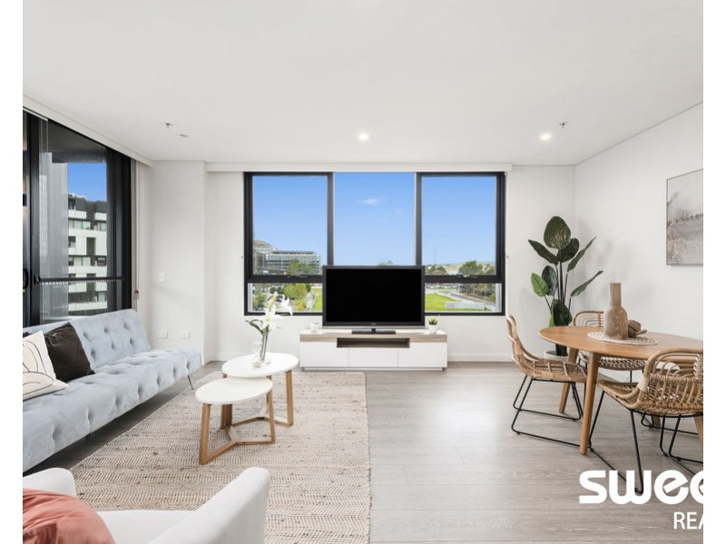 419/26A Lord Sheffield Circuit, Penrith NSW 2750