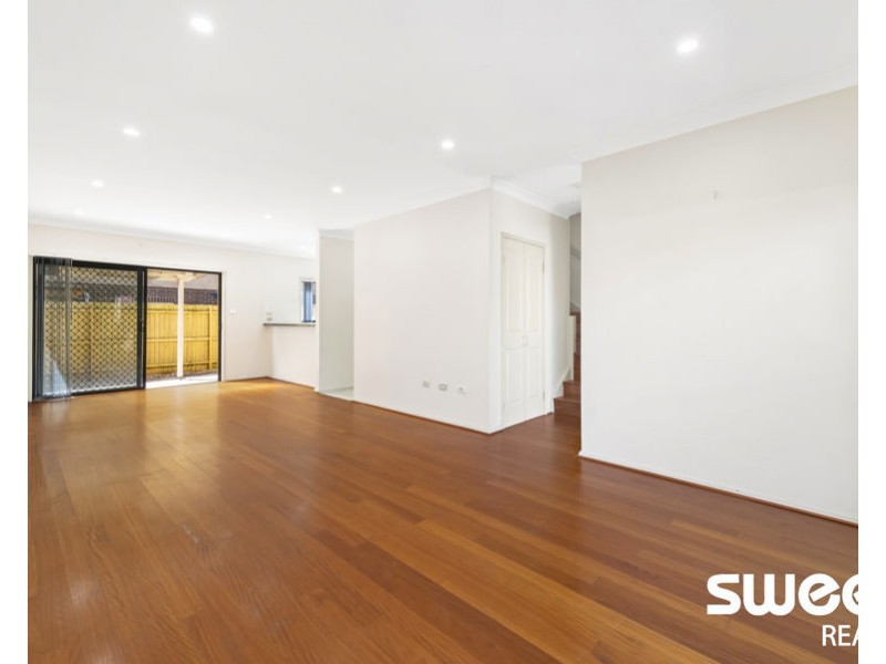 6 Newton Close, Liberty Grove NSW 2138