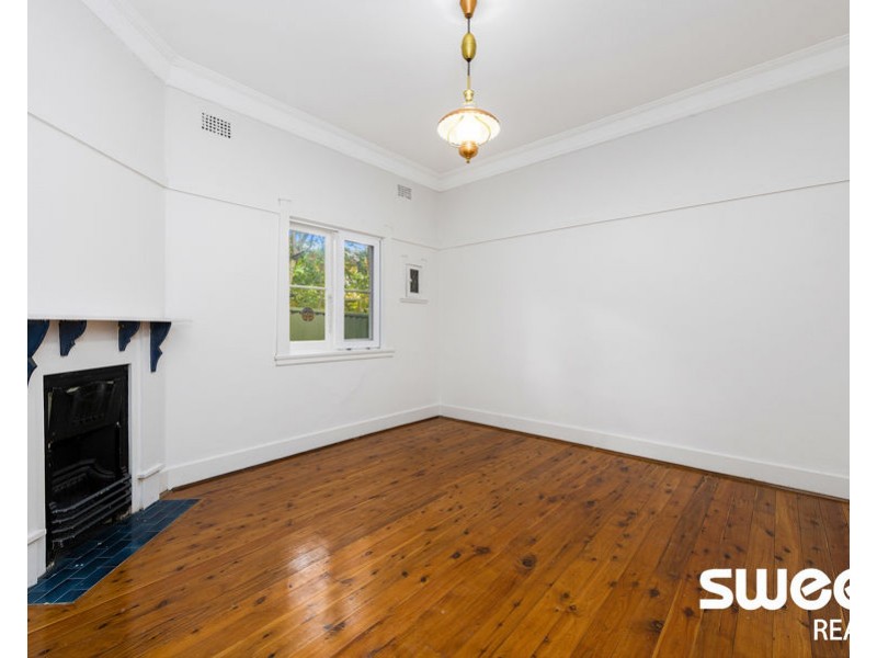 8 Reeves Avenue, Epping NSW 2121