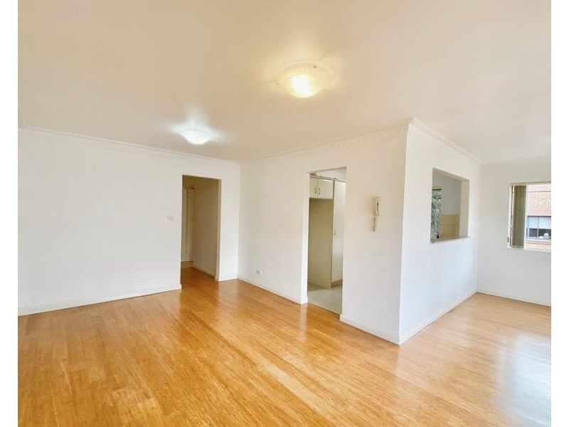 10/8 Grosvenor Street, Croydon NSW 2132