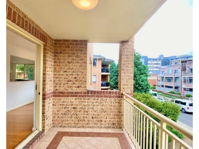 10/8 Grosvenor Street, Croydon NSW 2132