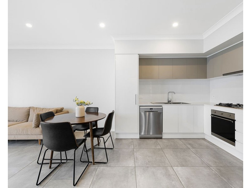 24 Flyer Glade, Blacktown NSW 2148