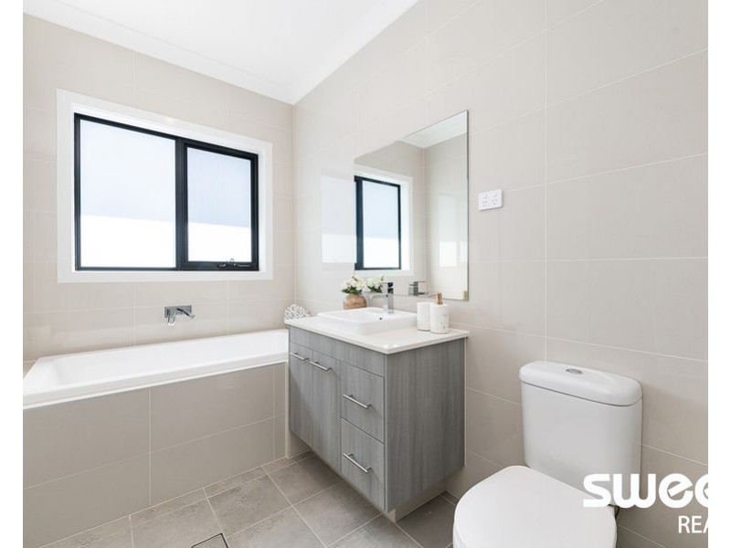 1/6 Brabyn Street, Denistone East NSW 2112