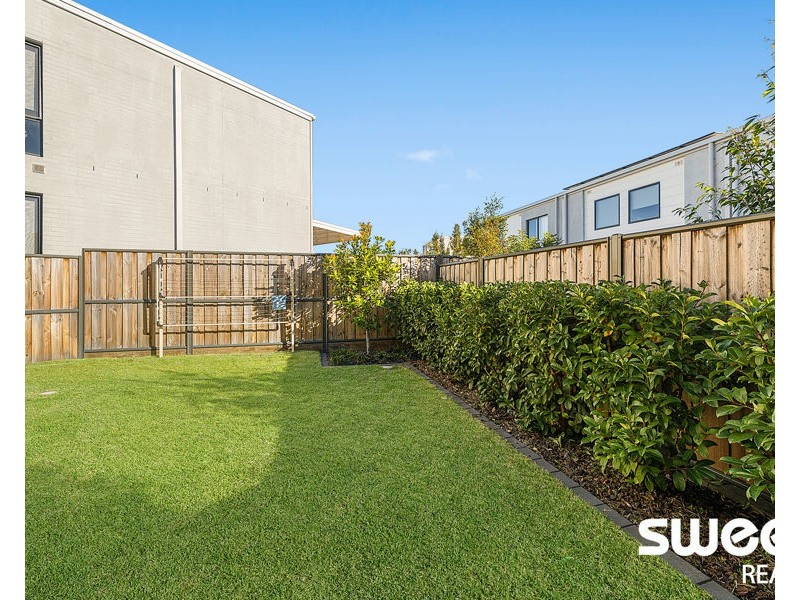 18 Flyer Glade, Blacktown NSW 2148
