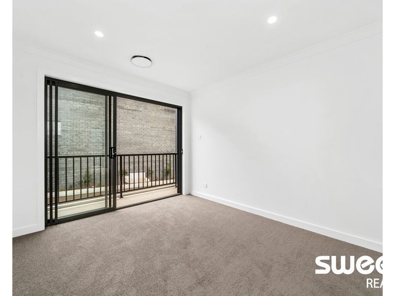 343 Driftway Drive, Pemulwuy NSW 2145