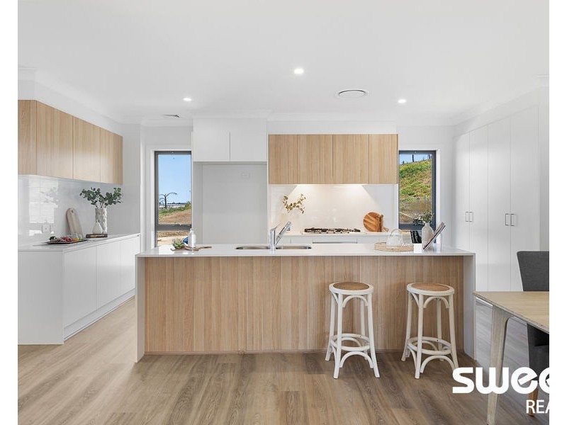 321 Driftway Drive, Pemulwuy NSW 2145