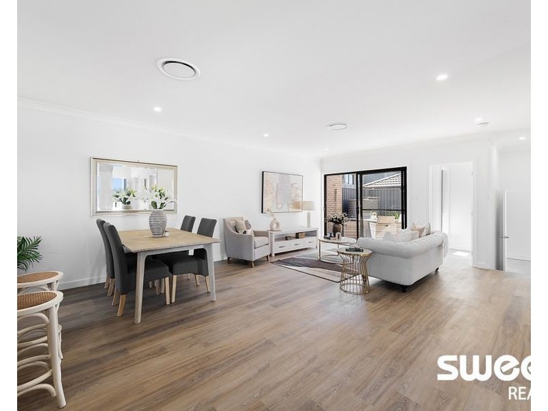 321 Driftway Drive, Pemulwuy NSW 2145