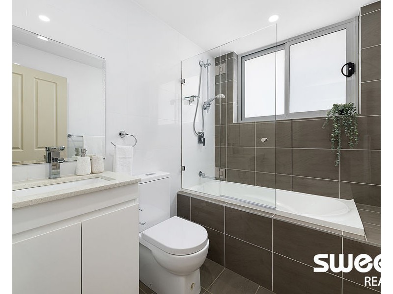 1/173 Adderton Road, Carlingford NSW 2118