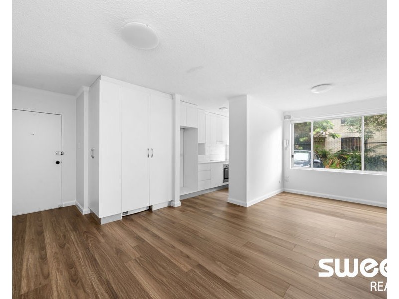 4/7A Bank Street, Meadowbank NSW 2114