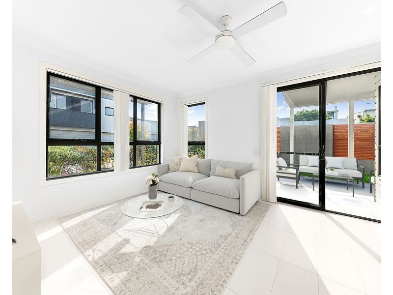 77 Buckley Avenue, Blacktown NSW 2148