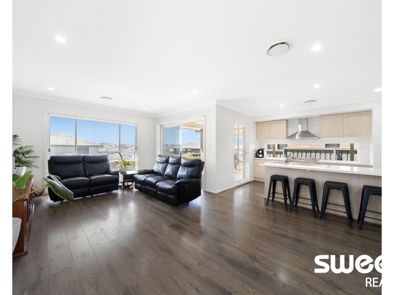 98 Hannaford Avenue, Box Hill NSW 2765