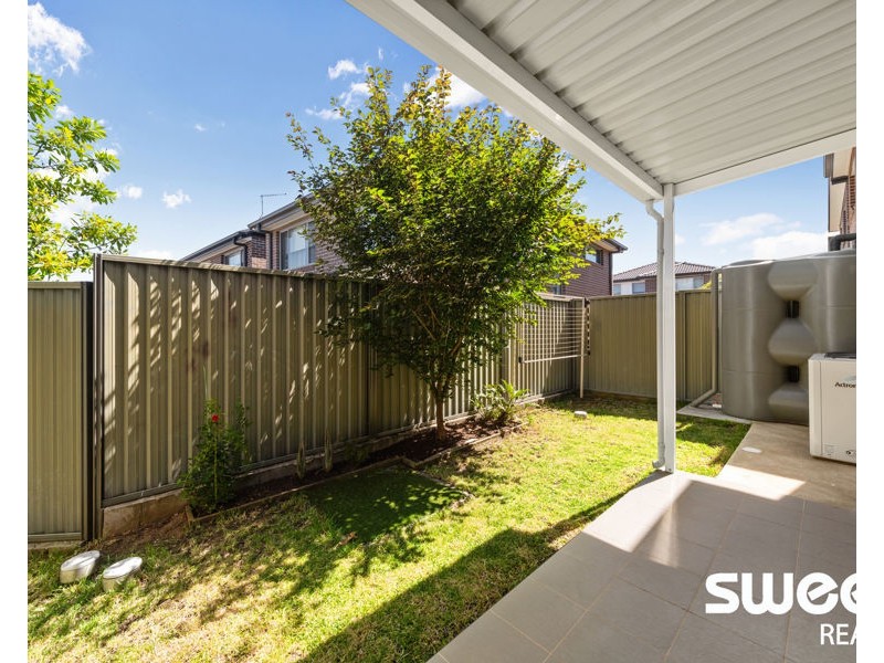 10 Dalana Glade, Riverstone NSW 2765