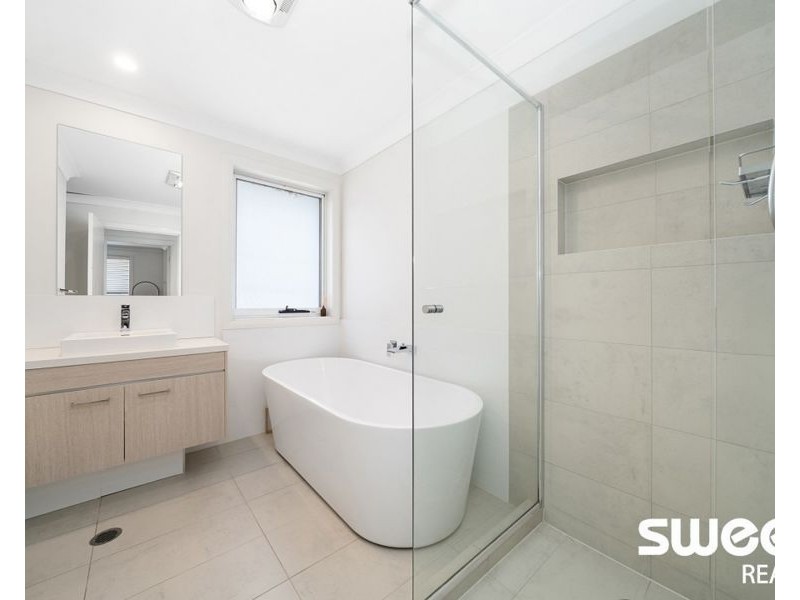 98 Hannaford Avenue, Box Hill NSW 2765