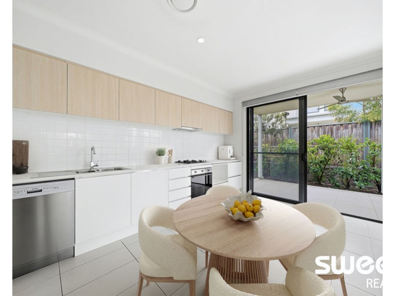 12 Eastlakes Glade, Blacktown NSW 2148