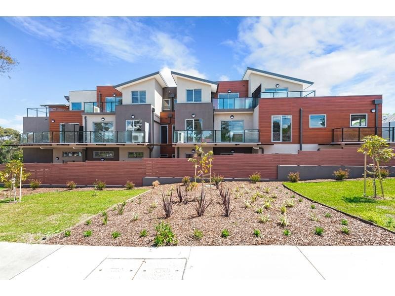 104/151-153 Huntingdale Road, Ashwood VIC 3147