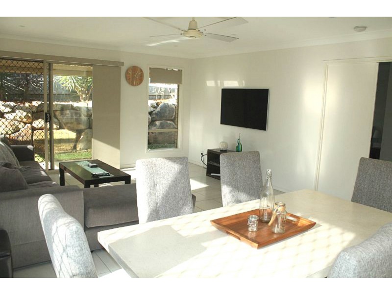 4 Goolwa Court, Pimpama QLD 4209