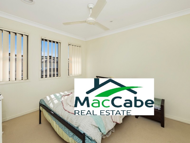 23/2 Catalina Way, Upper Coomera QLD 4209