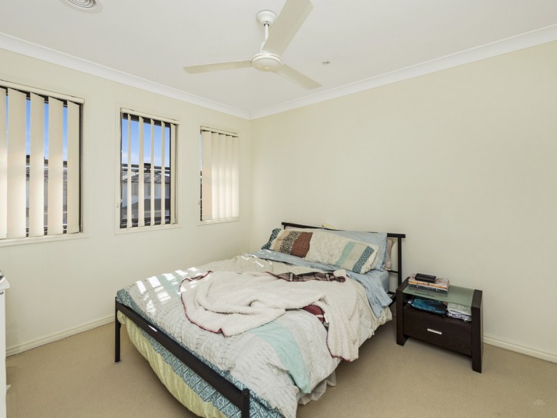 2 Catalina Way, Upper Coomera QLD 4209