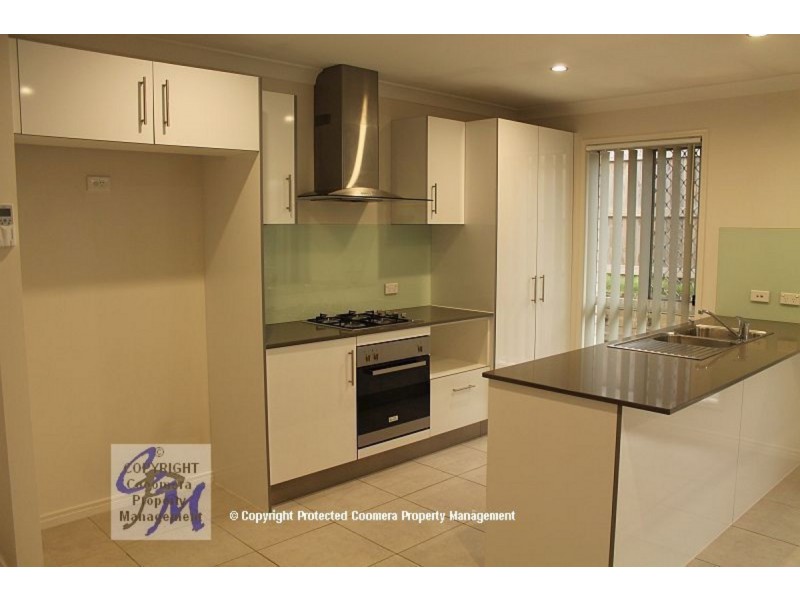 8 Altona Street, Pimpama QLD 4209