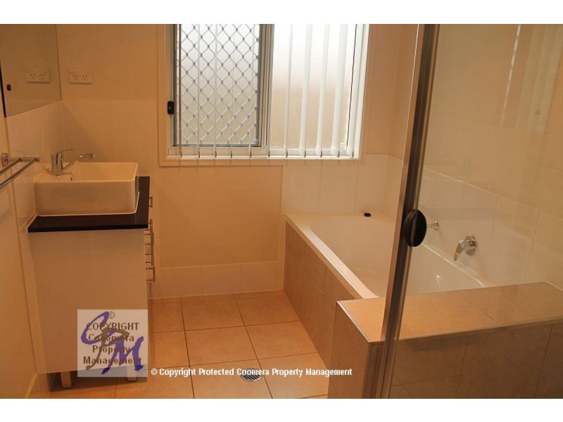 8 Altona Street, Pimpama QLD 4209