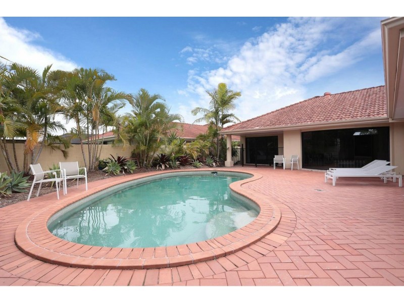 46 Audrey Avenue, Helensvale QLD 4212