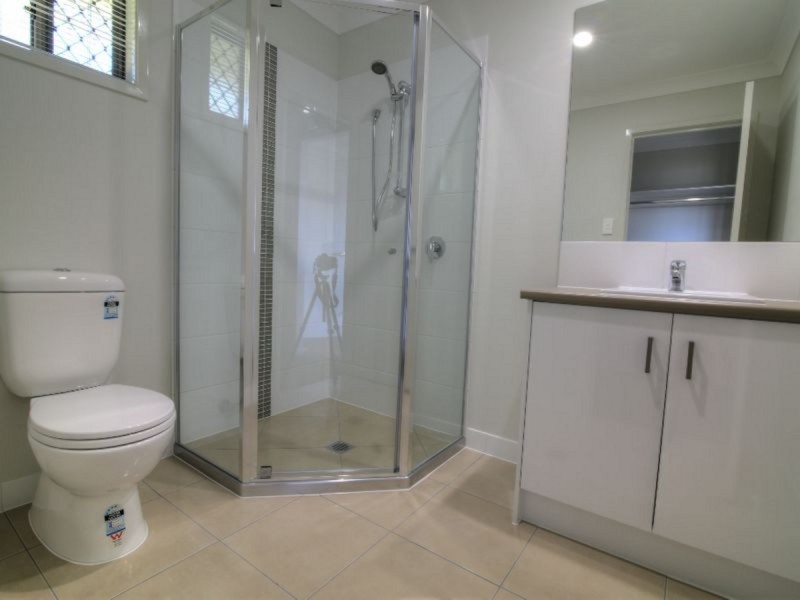 2 Imelda Way, Pimpama QLD 4209